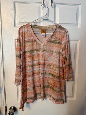 Coral Print long sleeve shirt in size large